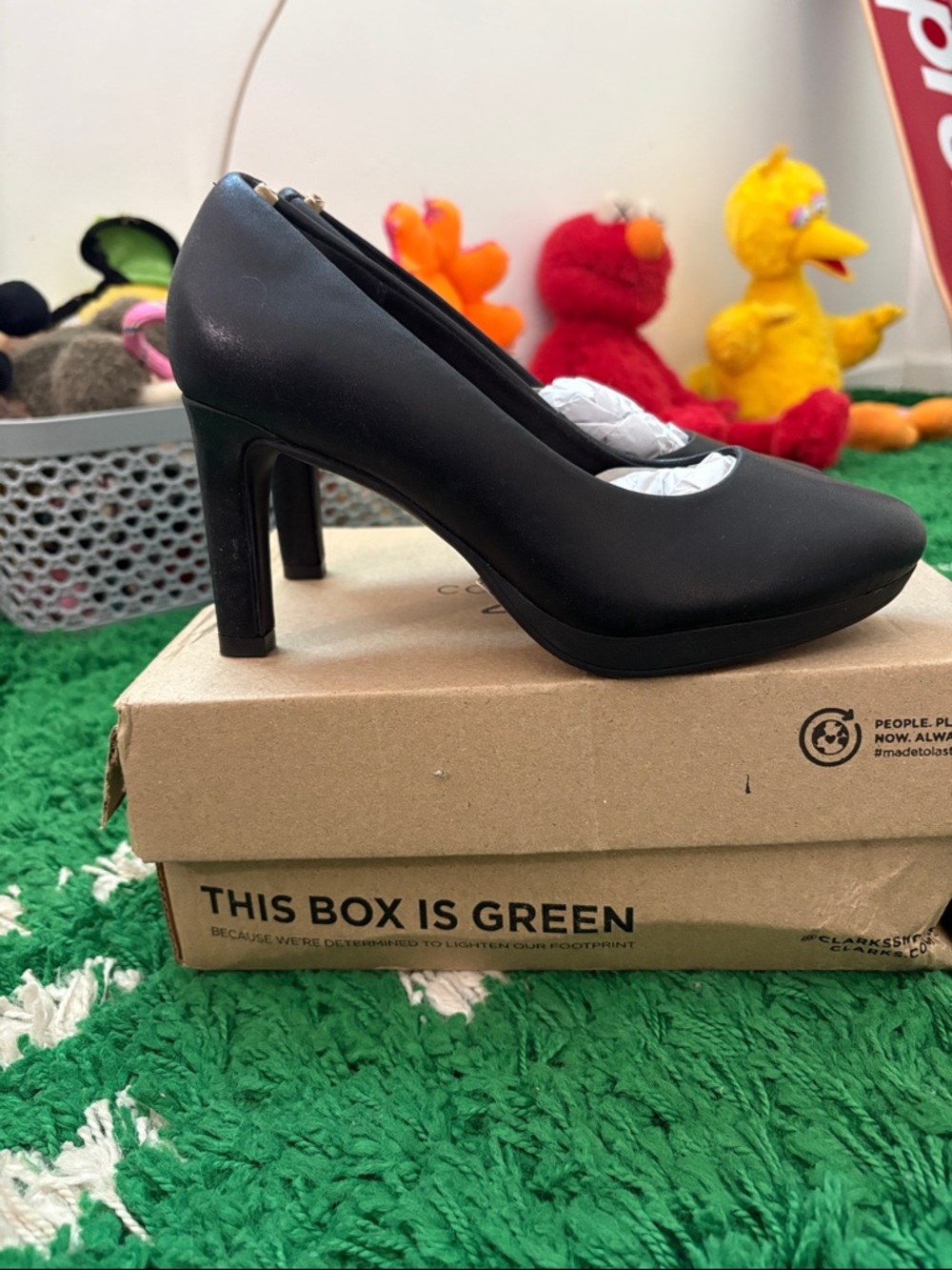 Clarks Black Women's Mid Heel Pumps